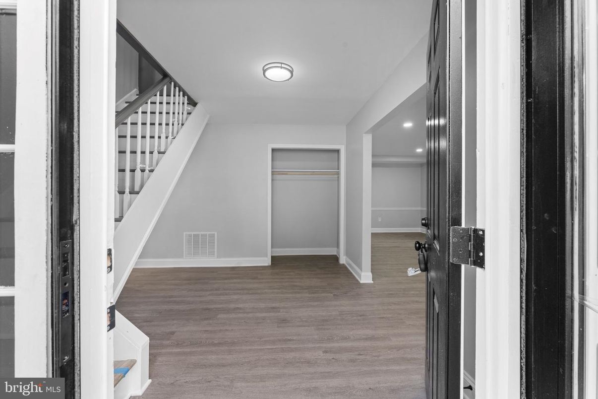 Elevator, Interior, Recessed Lighting, Wood Texture Flooring