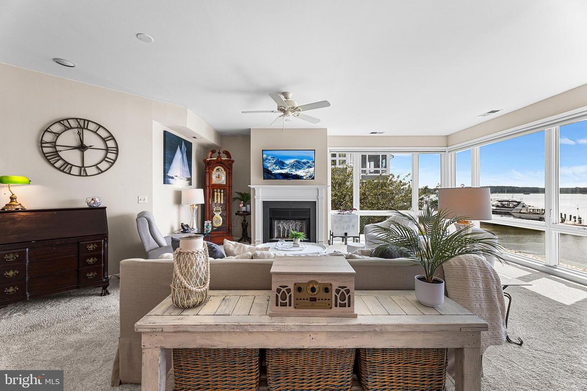 Fireplace, Interior, Living room, Recessed Lighting, Water
