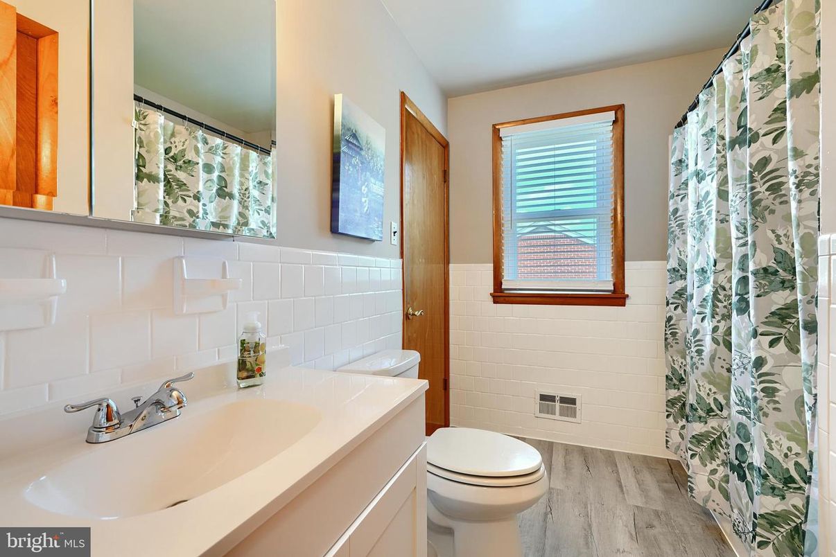 Bathroom, Interior, Wood Texture Flooring
