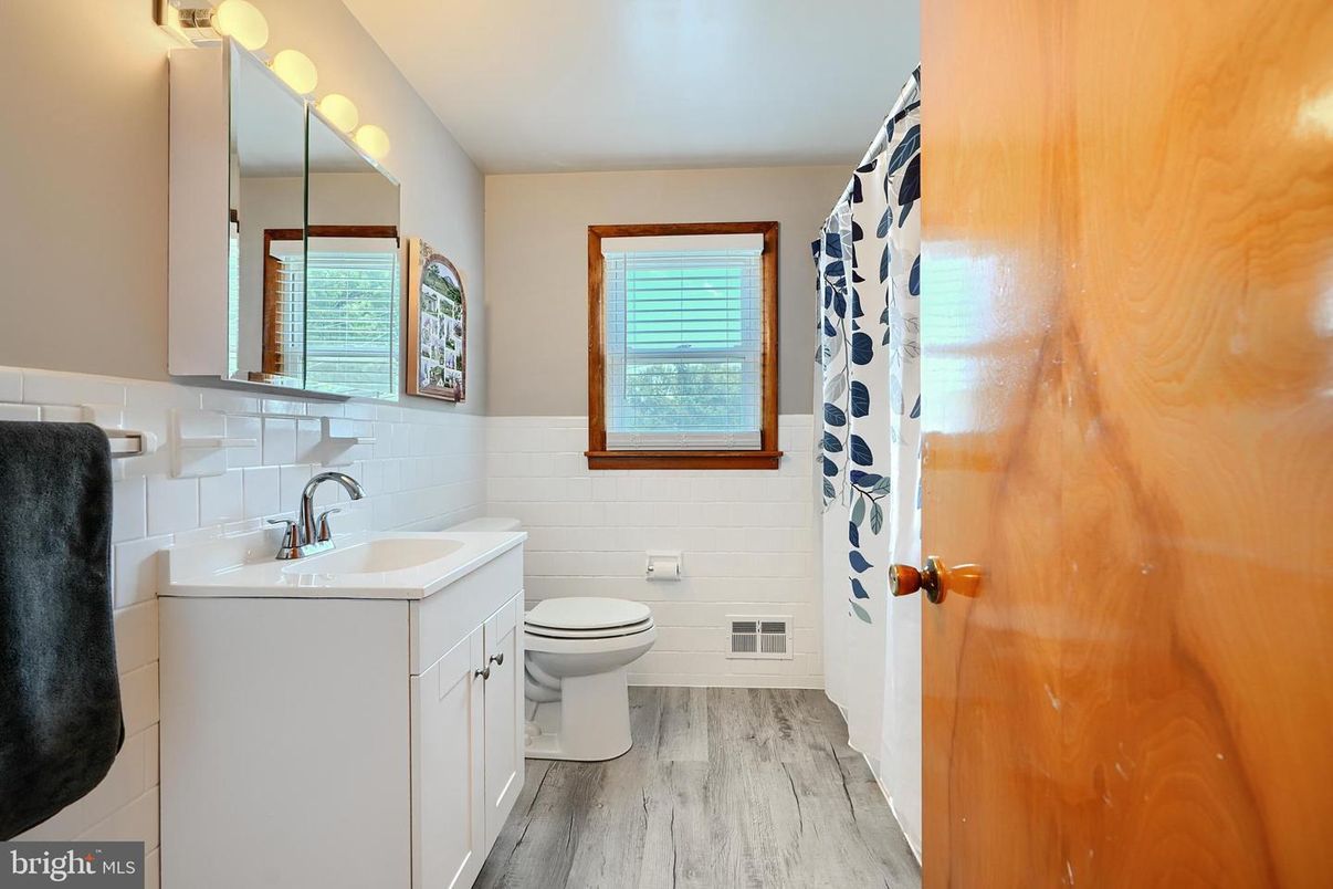 Bathroom, Interior, Wood Texture Flooring