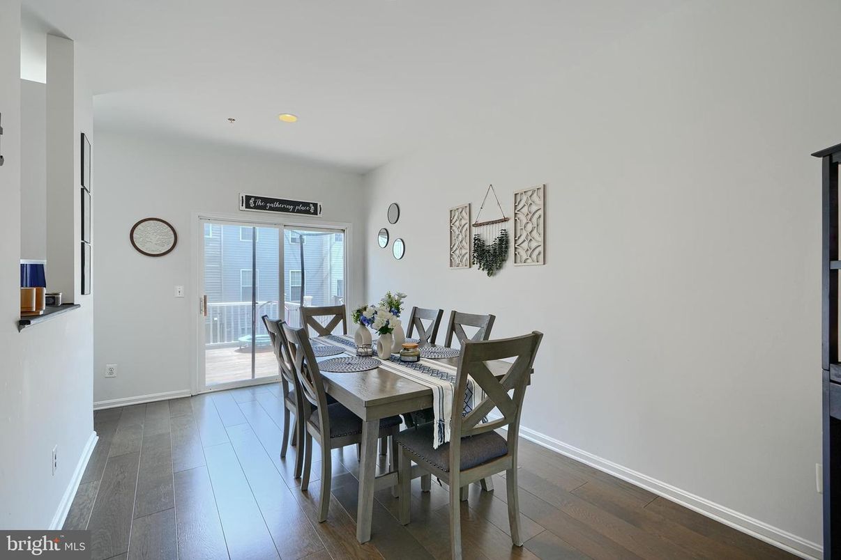 Dining room, Interior, Recessed Lighting, Wood Texture Flooring