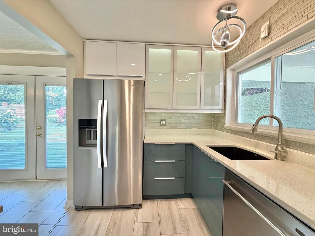 Interior, Kitchen, Pendant Lights, Stainless Steel Appliances, Wood Texture Flooring