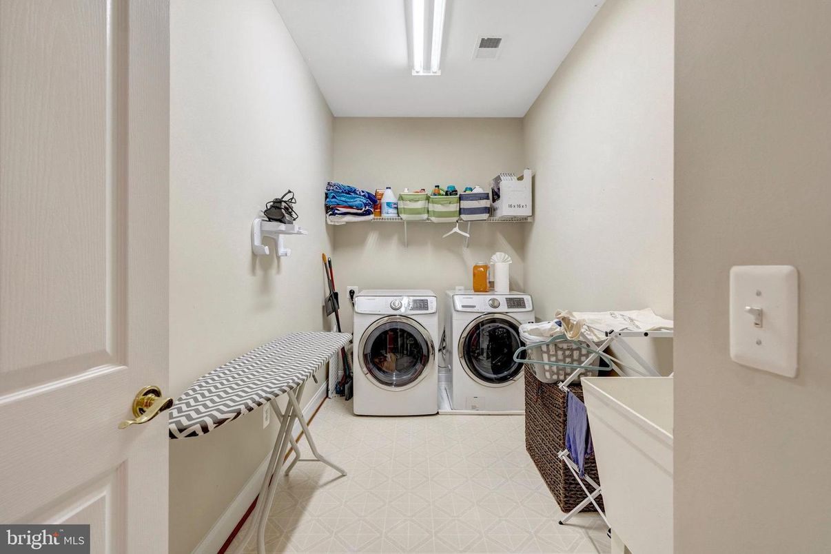 Interior, Washer