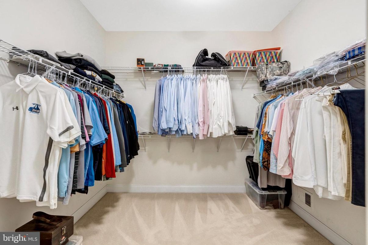 Interior, Walk-in Closets