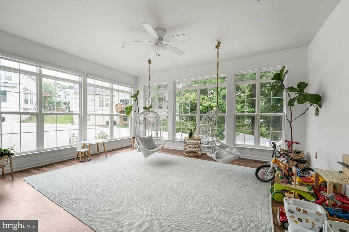 Interior, Sun Room, Wood Texture Flooring