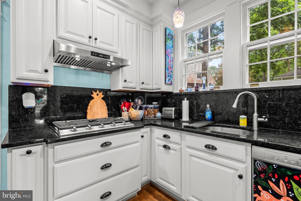 Interior, Kitchen, Pendant Lights, Stainless Steel Appliances, Wood Texture Flooring