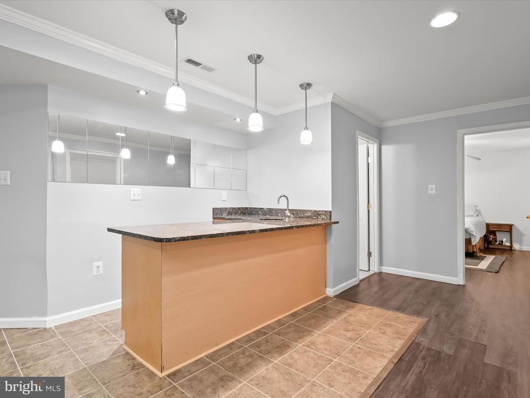Interior, Kitchen, Pendant Lights, Recessed Lighting, Wood Texture Flooring