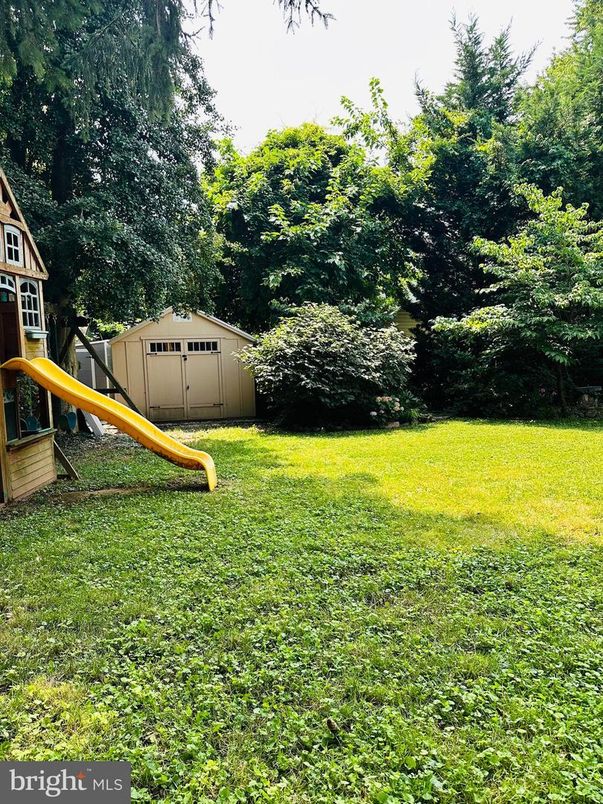 Backyard, Exterior, Playground