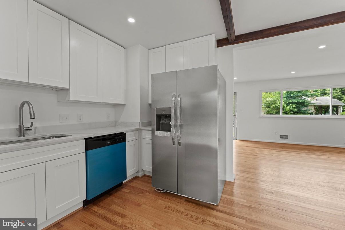 Interior, Kitchen, Recessed Lighting, Stainless Steel Appliances, Wooden Beams, Wood Texture Flooring