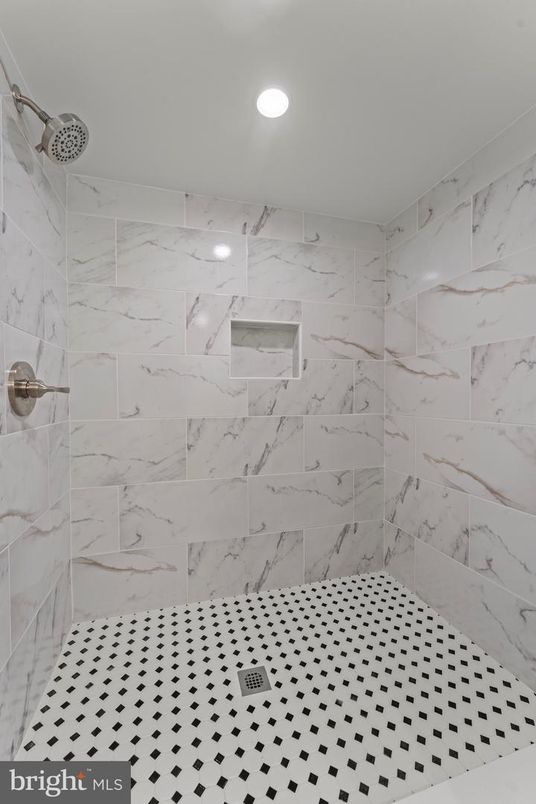 Bathroom, Interior, Marble Walls, Recessed Lighting