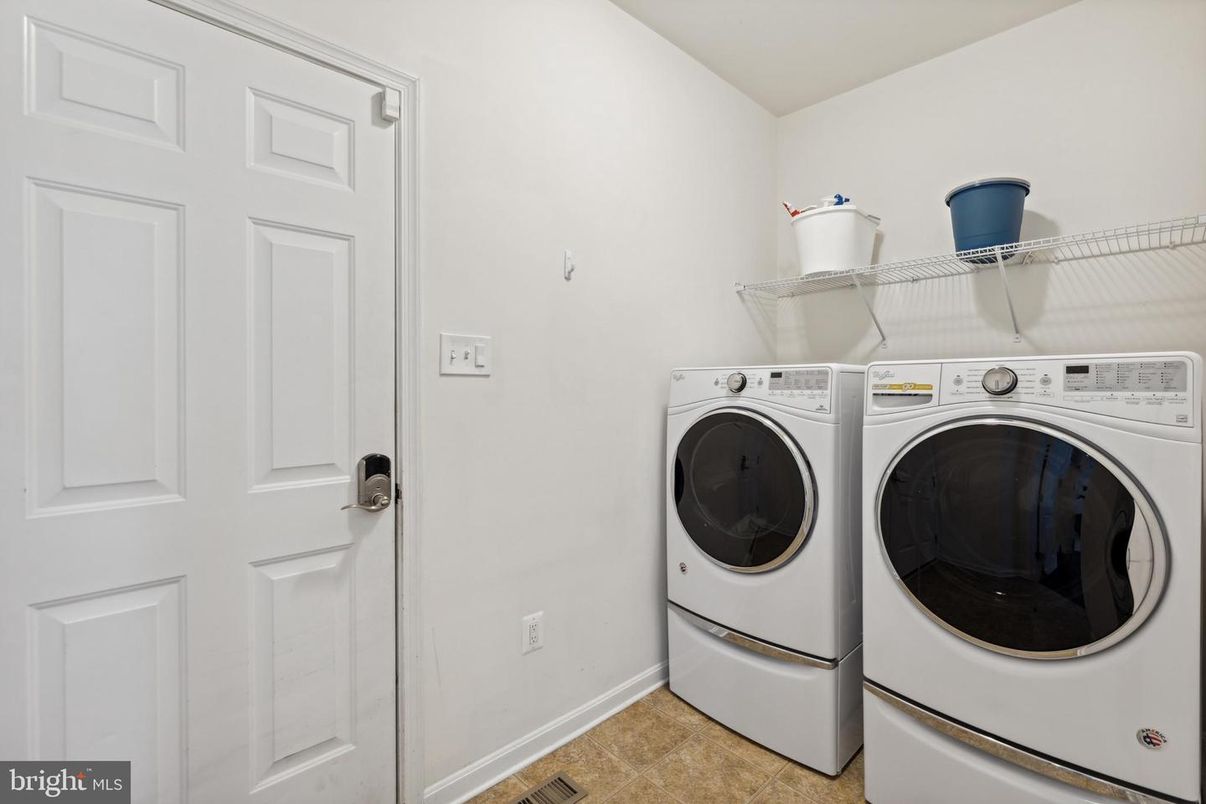 Interior, Washer