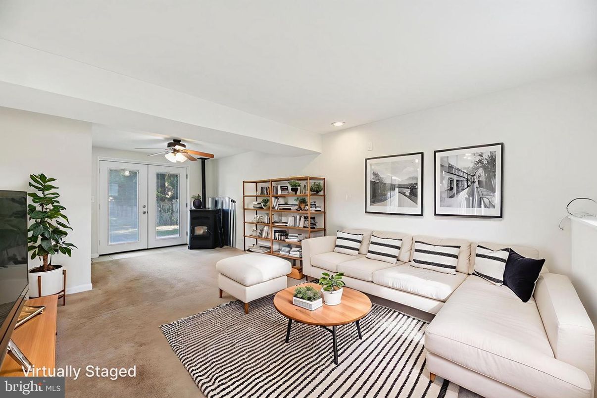 Interior, Living room, Recessed Lighting