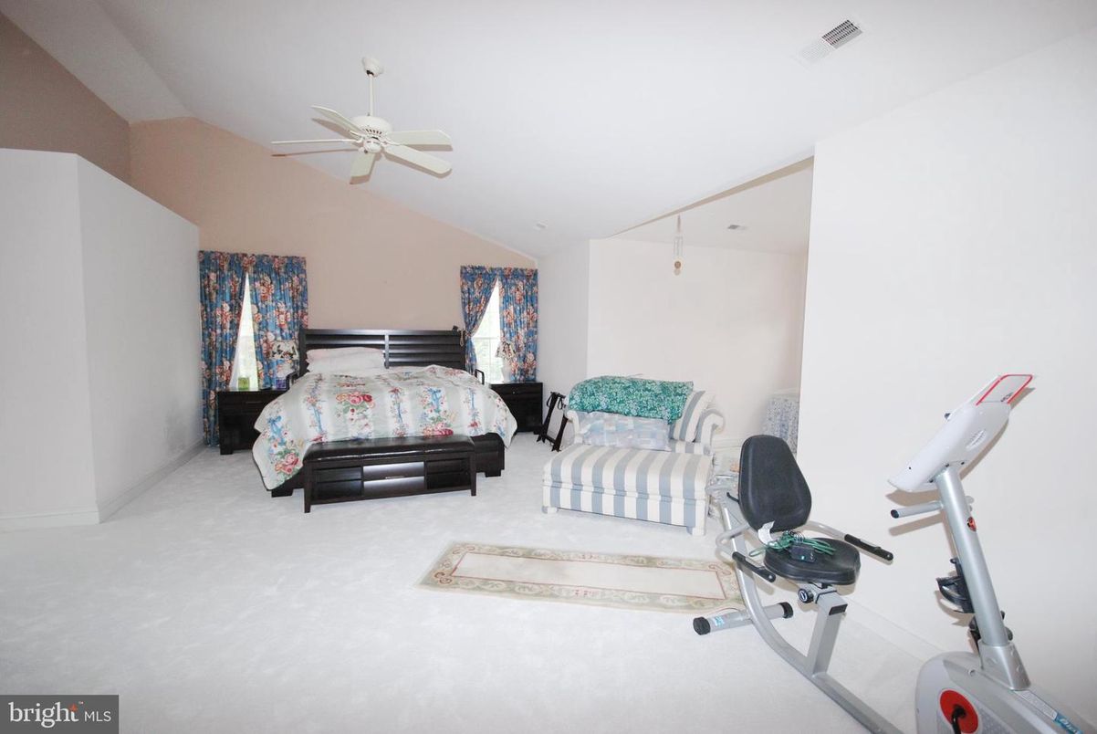 Bedroom, Fitness Equipment, Interior