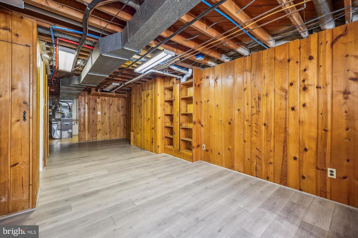 Empty room, Interior, Wooden Beams, Wood Texture Flooring, Wooden Walls