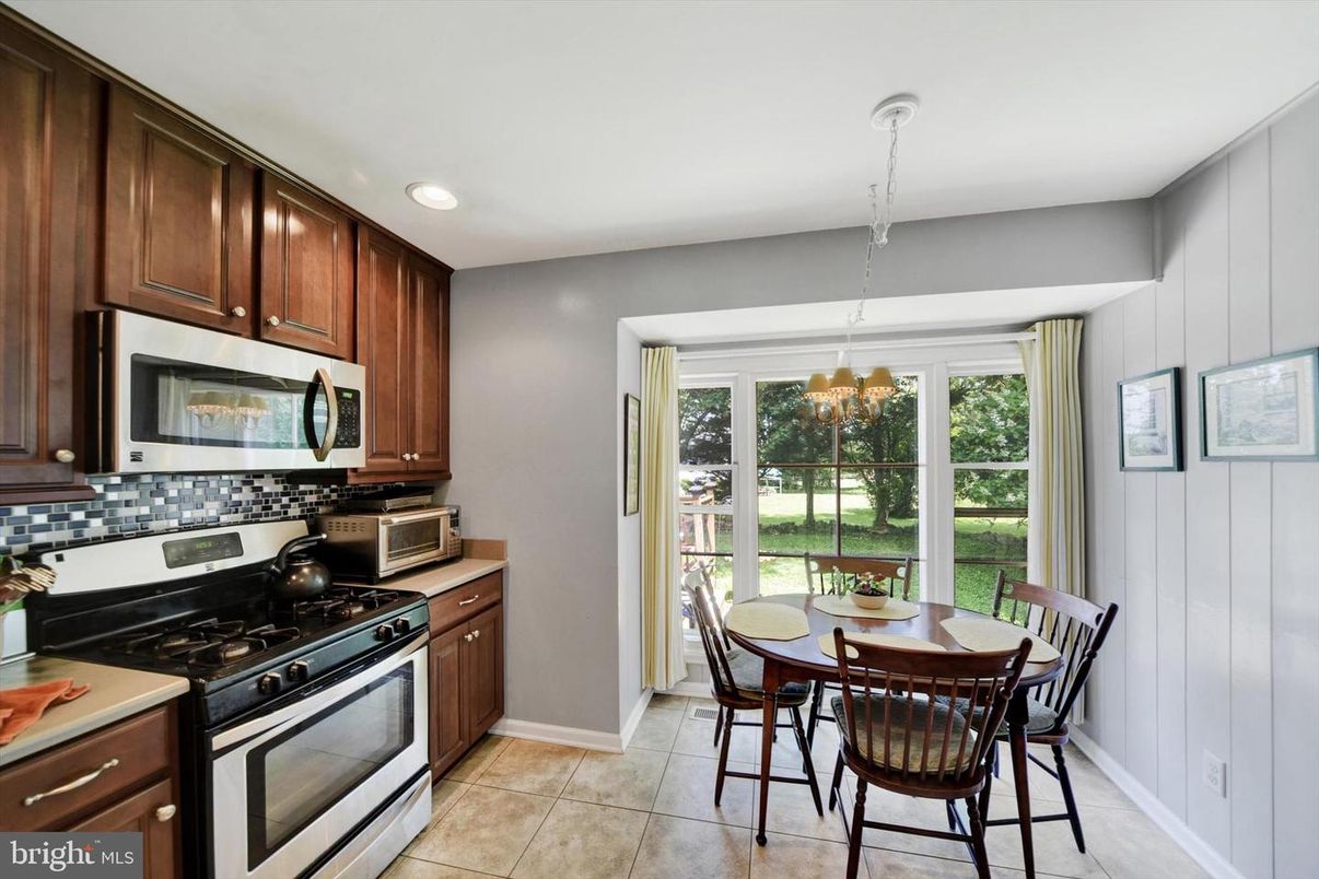 Chandelier, Dining room, Interior, Kitchen, Pendant Lights, Recessed Lighting