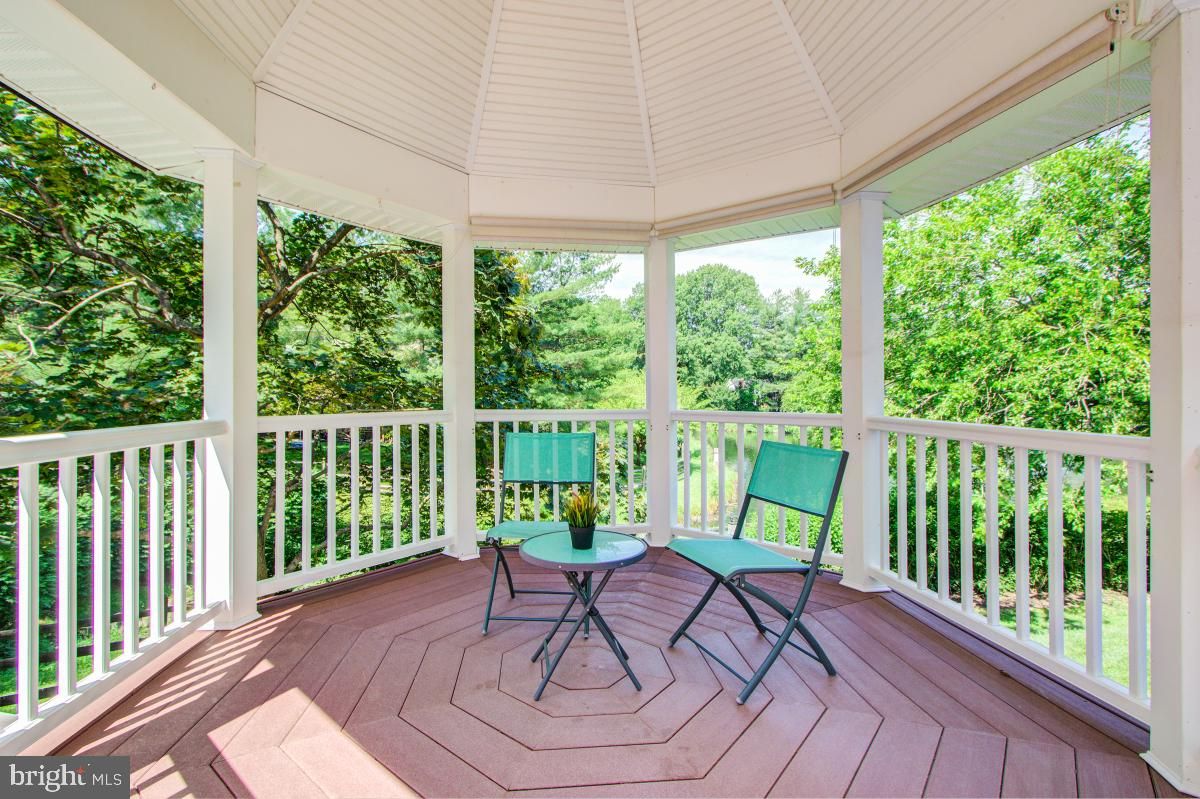 Interior, Sun Room, Wood Texture Flooring