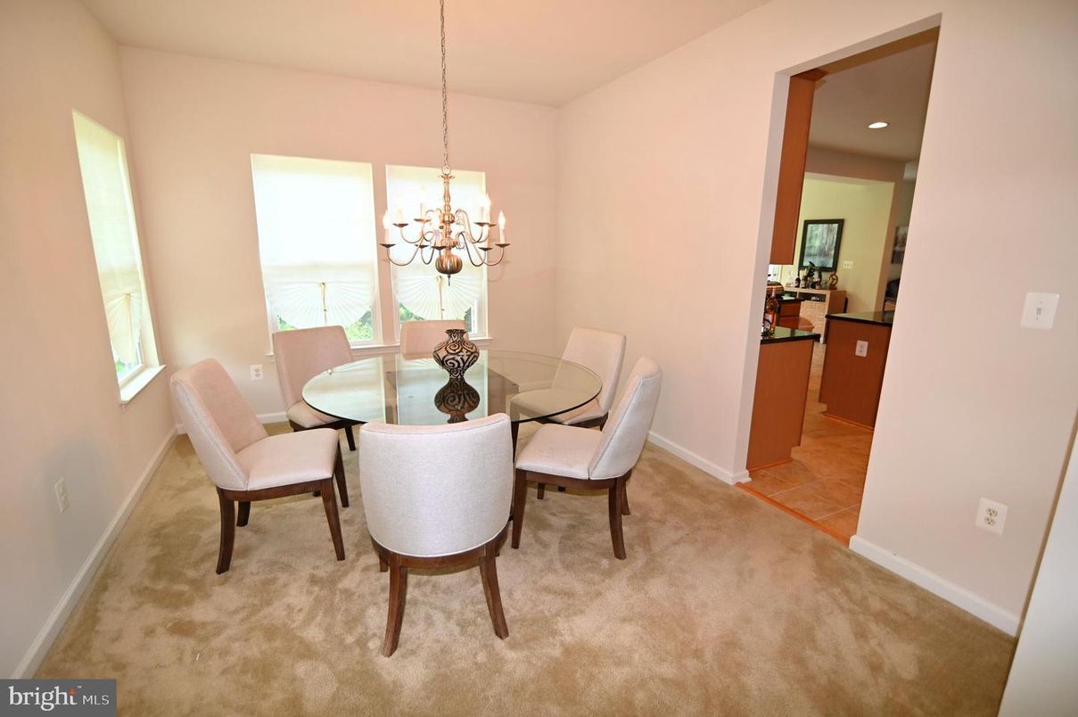 Chandelier, Dining room, Interior, Recessed Lighting