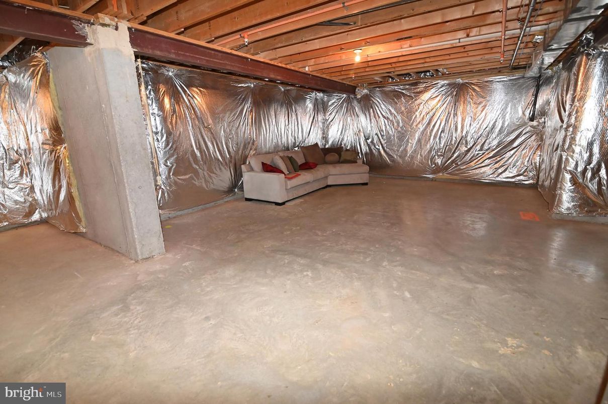 Interior, Wooden Beams