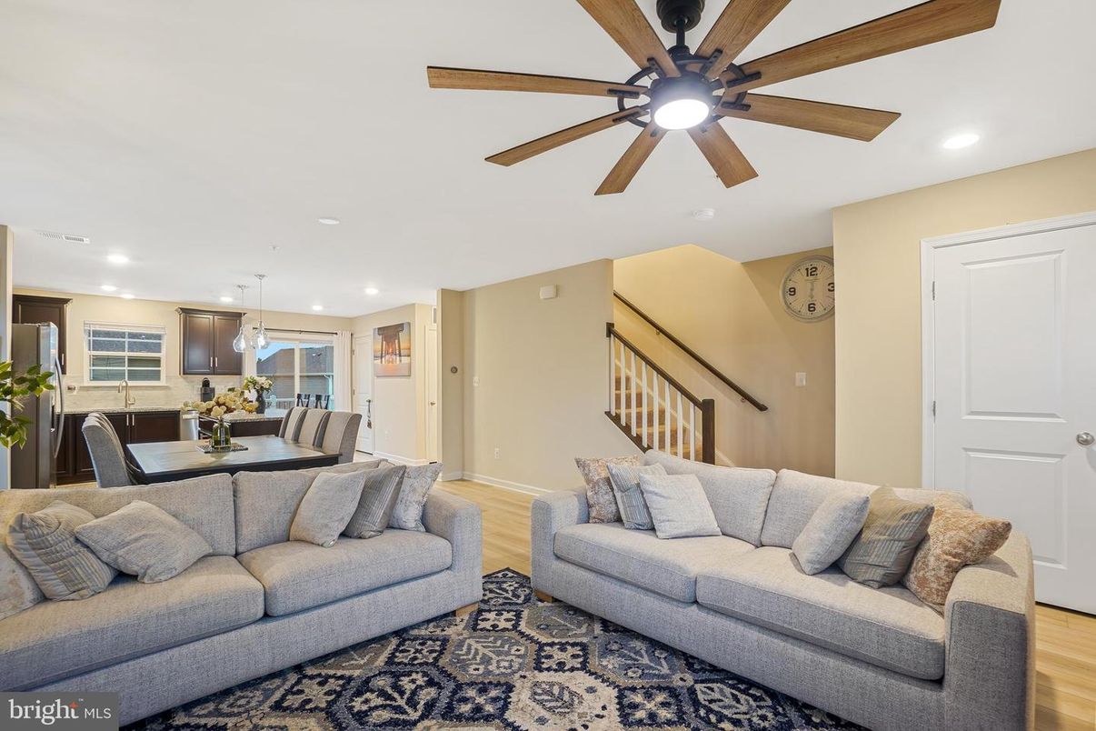 Dining room, Interior, Kitchen, Living room, Pendant Lights, Recessed Lighting, Wood Texture Flooring