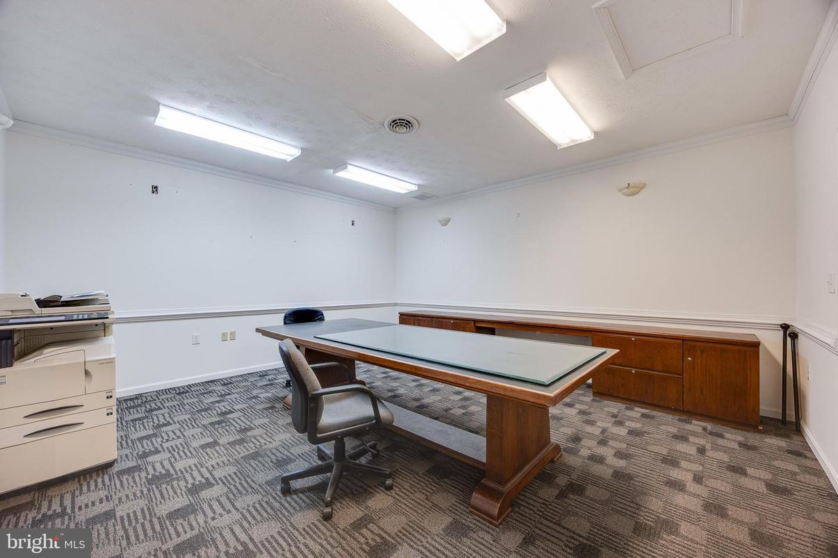 Billiard Table, Game Room, Home Office, Interior