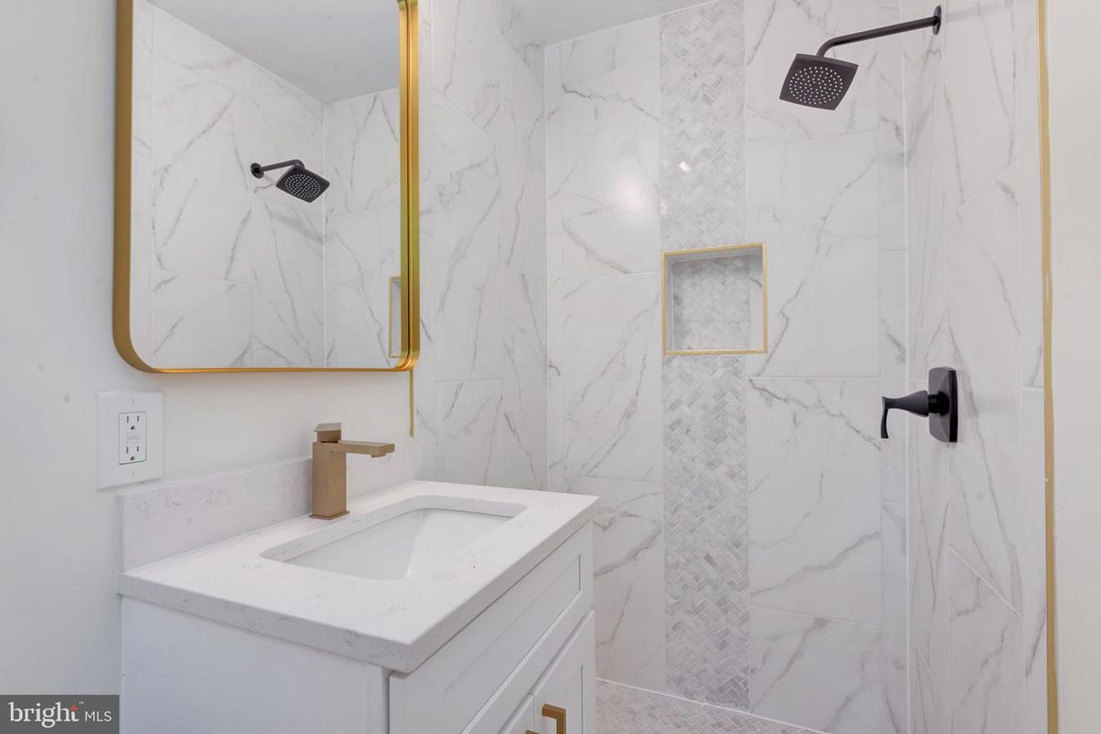 Bathroom, Interior, Marble Walls