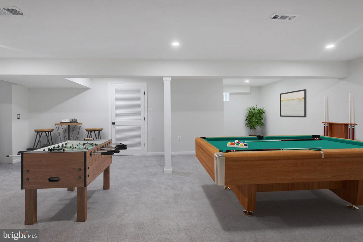 Billiard Table, Game Room, Interior, Recessed Lighting