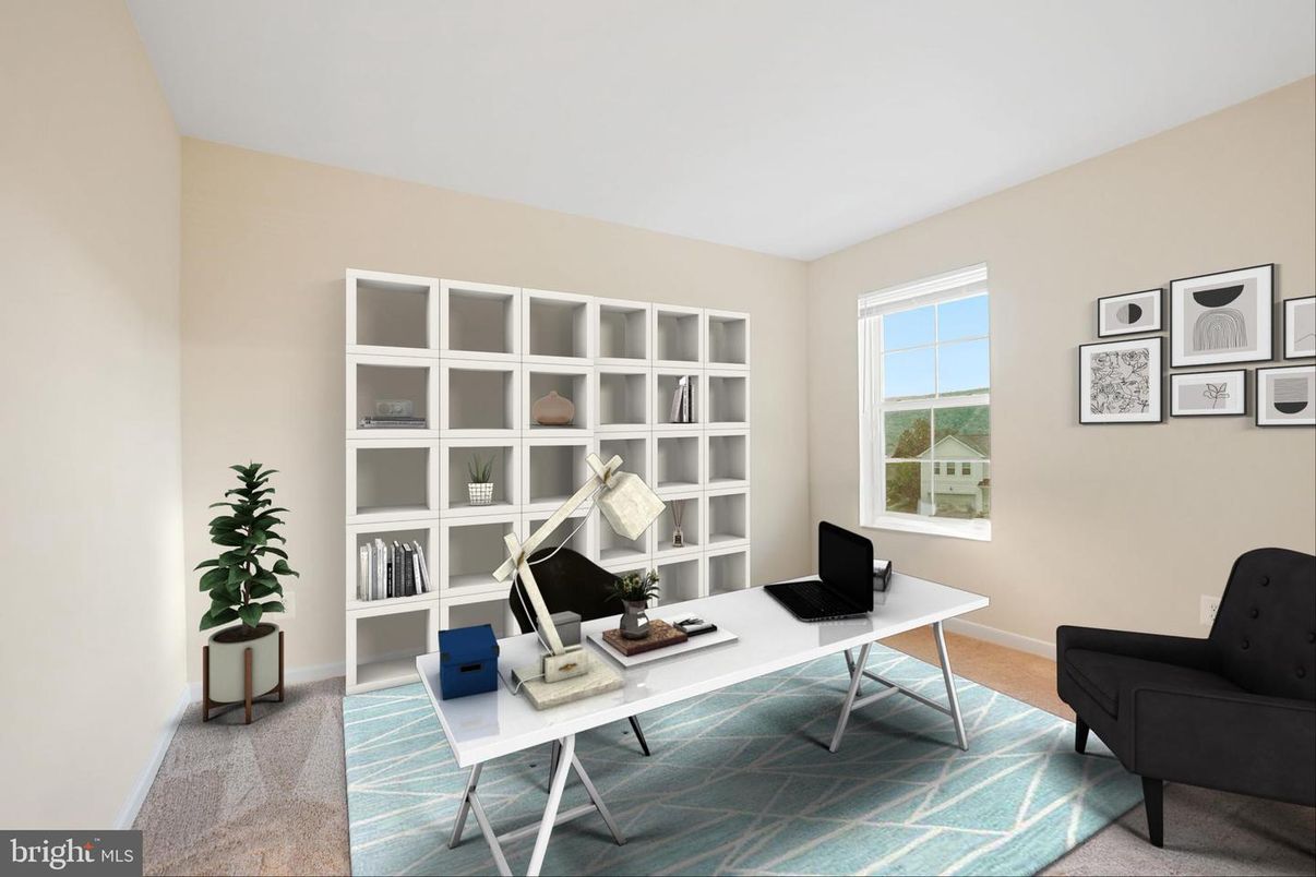 Home Office, Interior