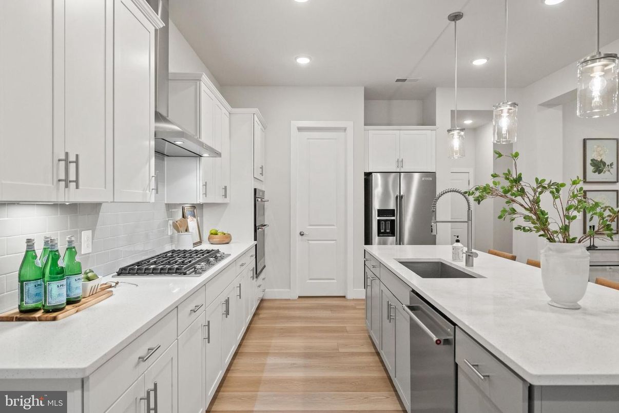 Interior, Kitchen, Pendant Lights, Recessed Lighting, Stainless Steel Appliances, Wood Texture Flooring