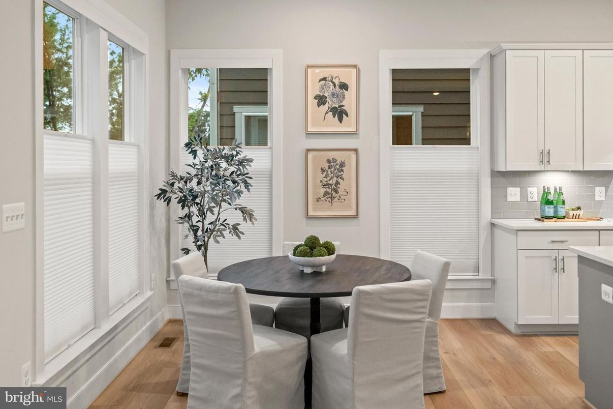 Dining room, Interior, Wood Texture Flooring