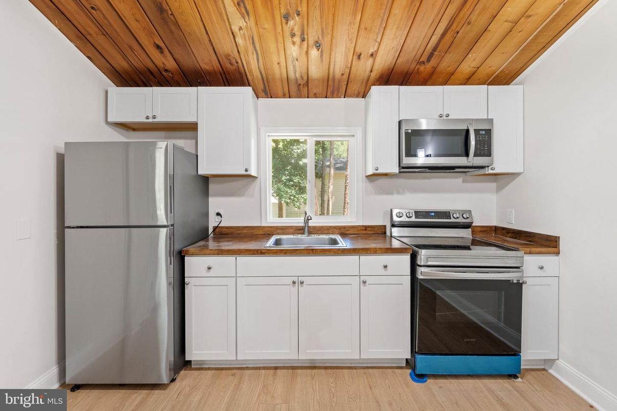 Interior, Kitchen, Stainless Steel Appliances, Wooden Ceilings, Wood Texture Flooring