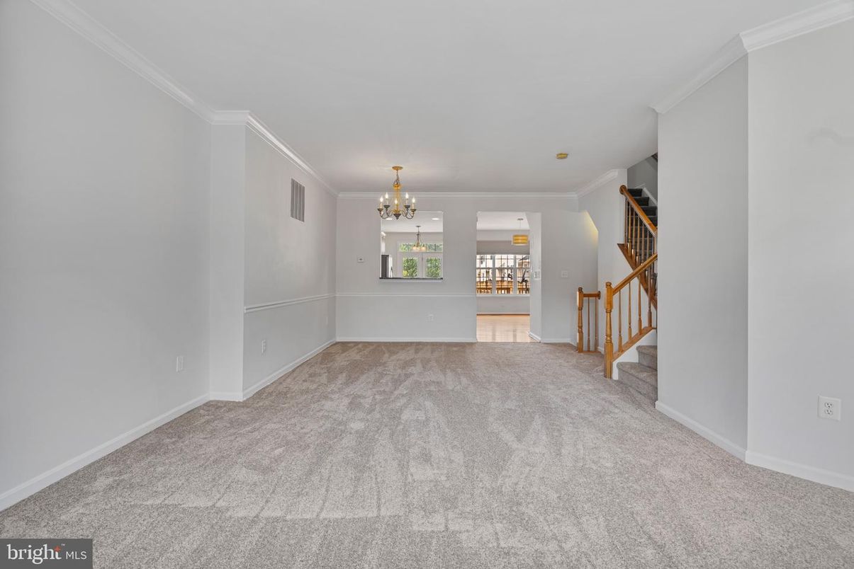 Chandelier, Empty room, Interior