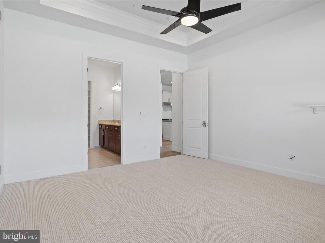 Bathroom, Empty room, Interior