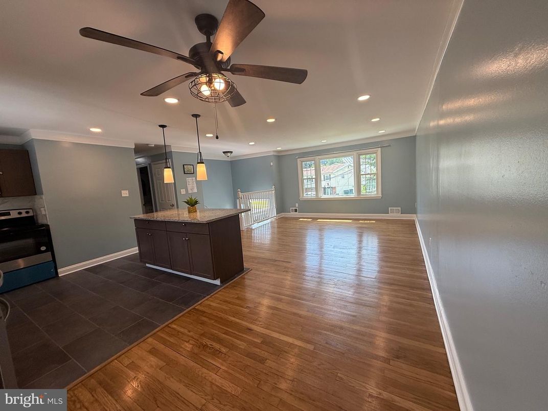 Empty room, Interior, Kitchen, Pendant Lights, Recessed Lighting, Wood Texture Flooring