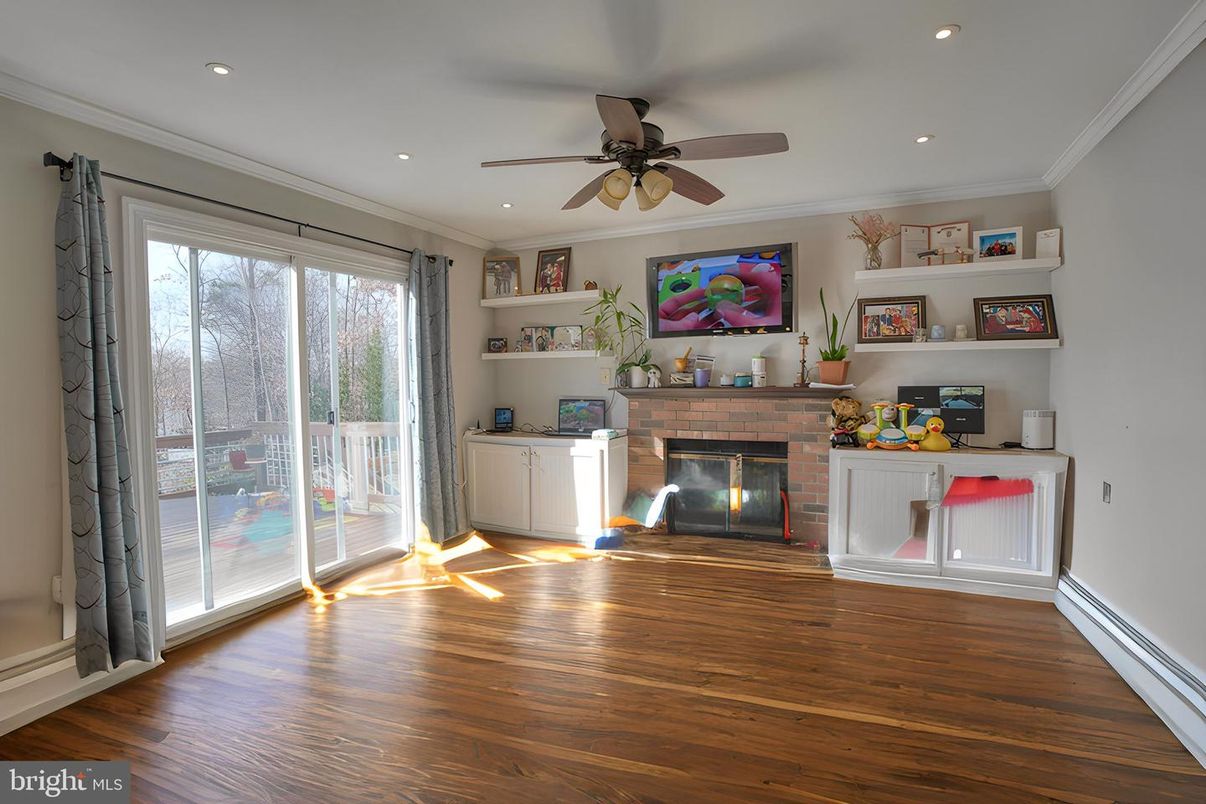Fireplace, Interior, Recessed Lighting, Wood Texture Flooring