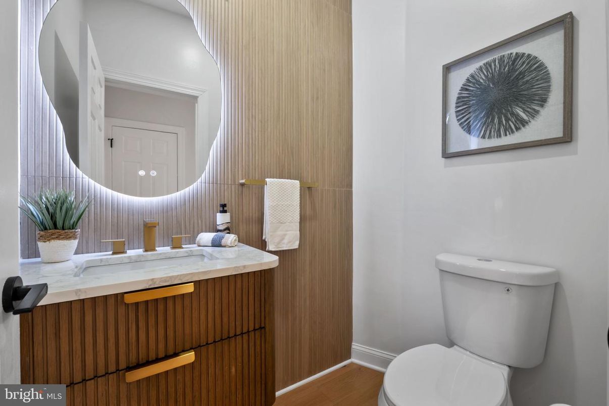 Bathroom, Interior, Wood Texture Flooring