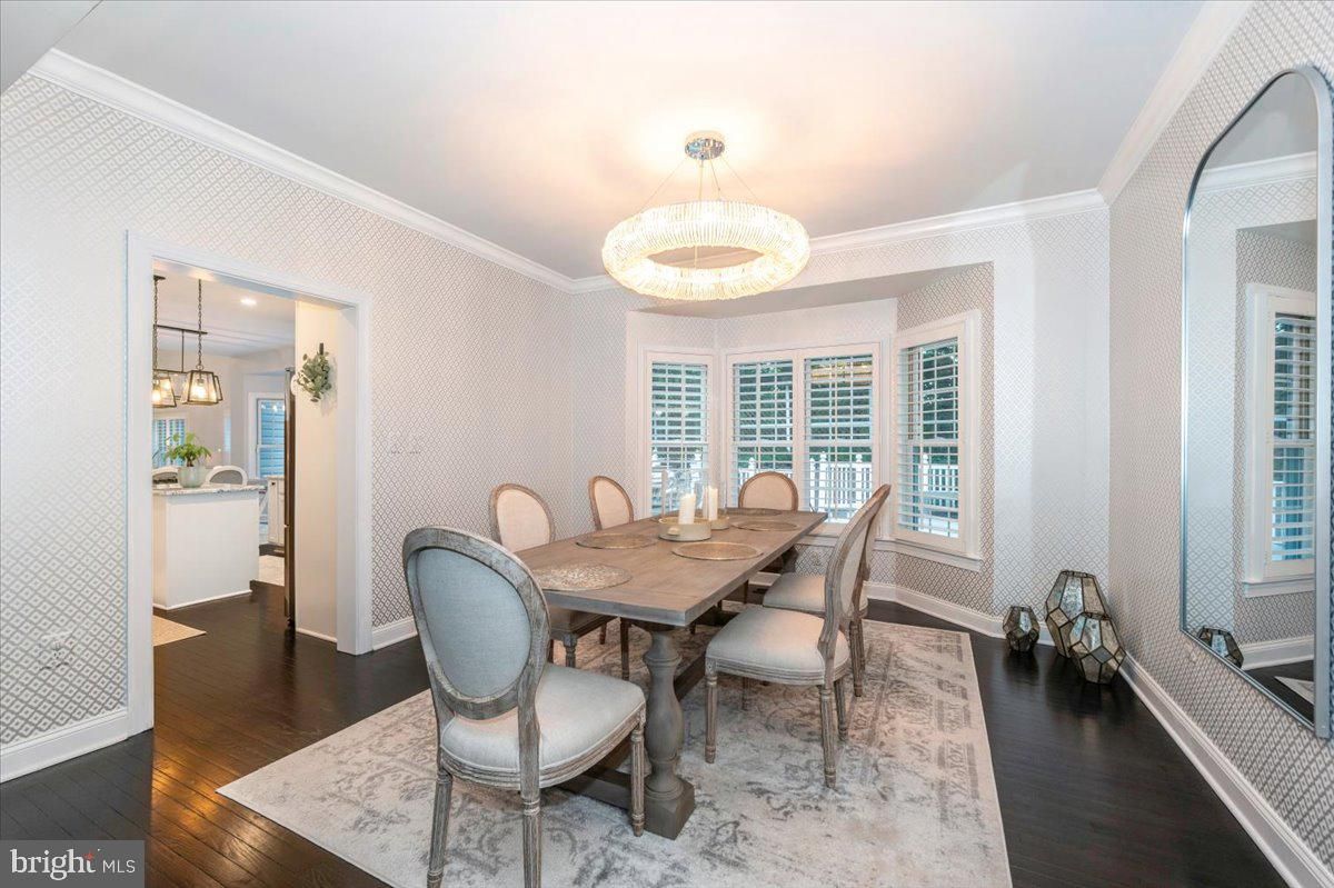 Chandelier, Dining room, Interior, Pendant Lights, Wood Texture Flooring