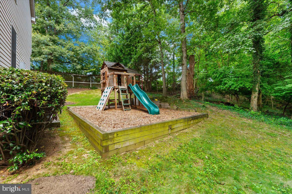 Backyard, Exterior, Playground