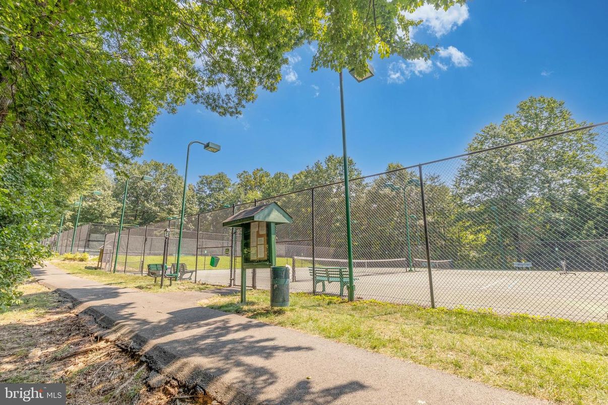 Exterior, Tennis Courts