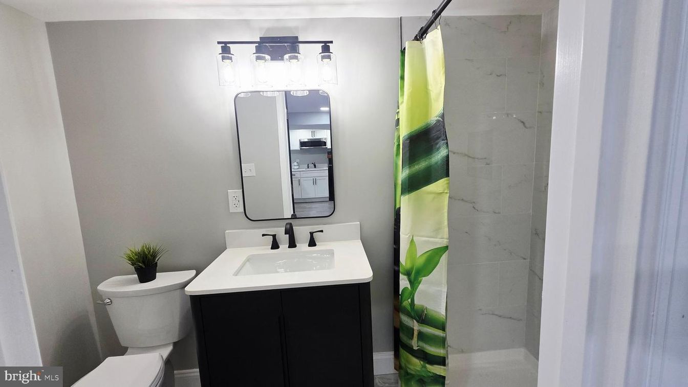 Bathroom, Interior, Marble Walls