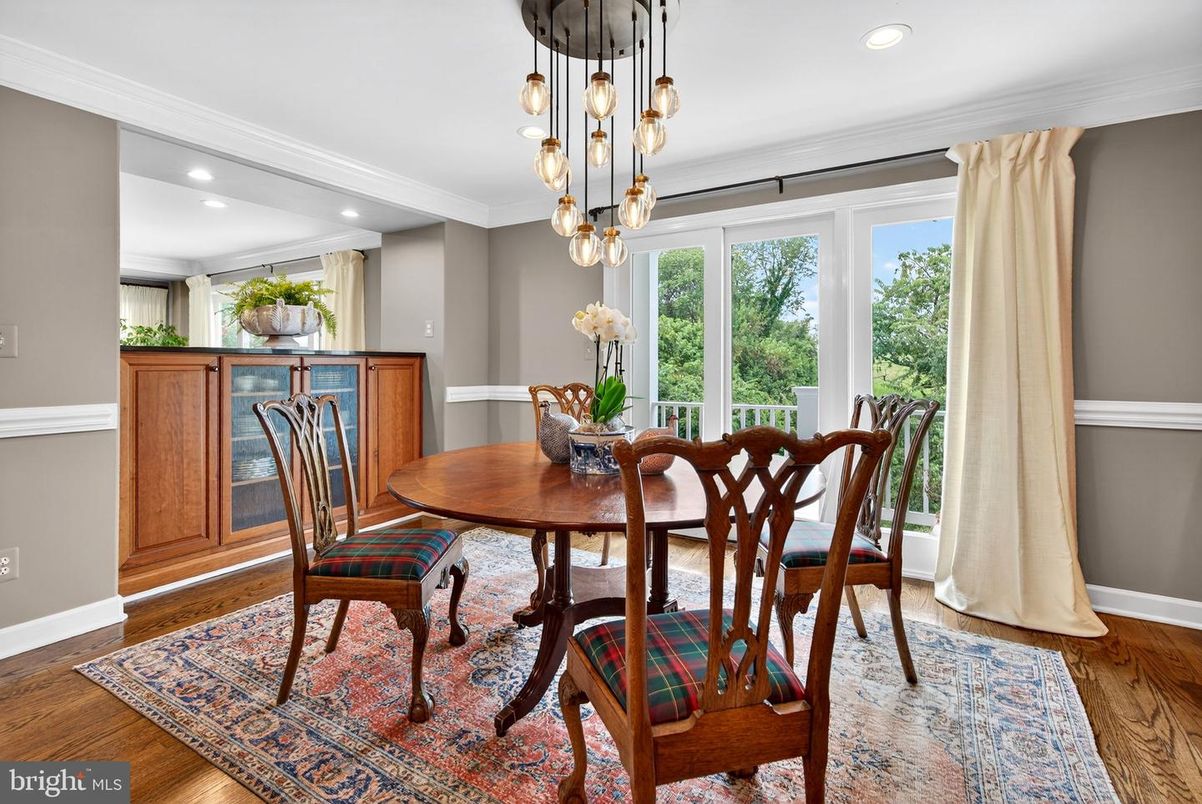 Dining room, Interior, Pendant Lights, Recessed Lighting, Wood Texture Flooring