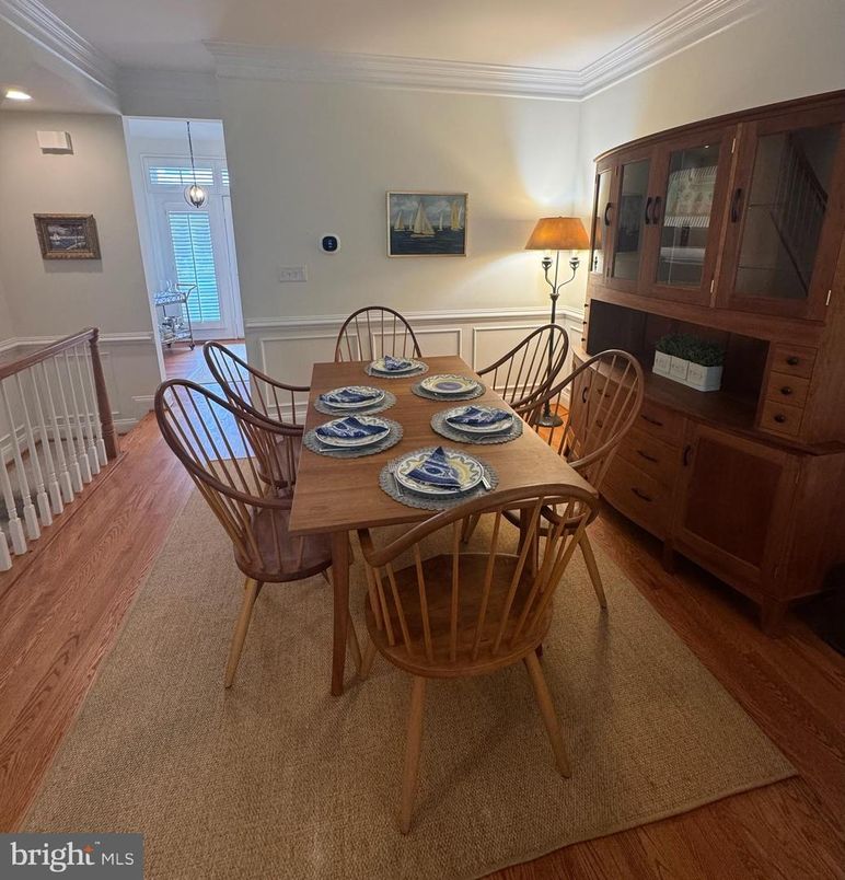 Dining room, Interior, Recessed Lighting, Wood Texture Flooring