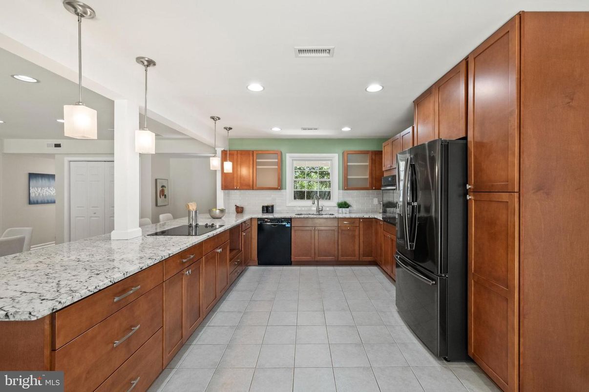 Interior, Kitchen, Pendant Lights, Recessed Lighting