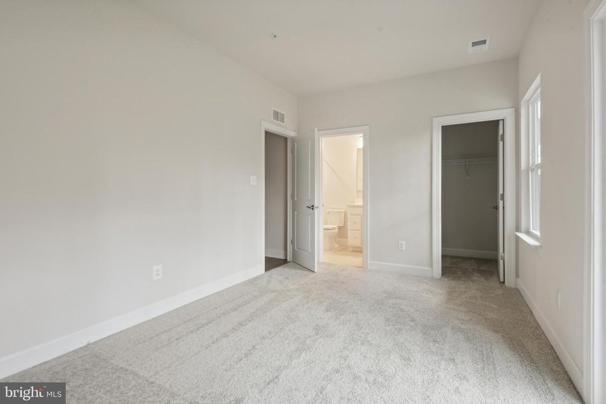Bathroom, Empty room, Interior