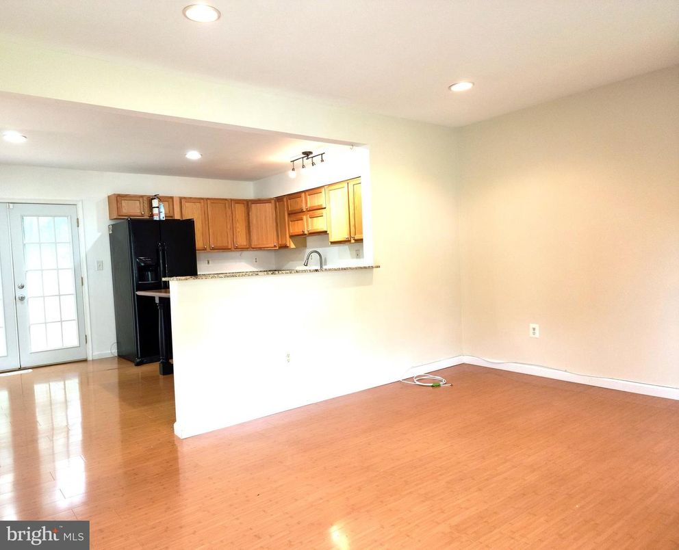 Empty room, Interior, Kitchen, Recessed Lighting, Wood Texture Flooring
