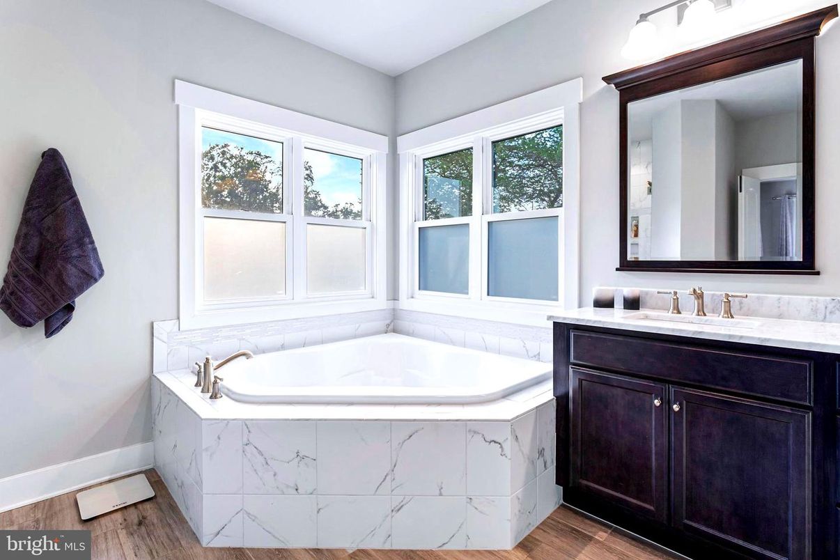 Bathroom, Interior, Wood Texture Flooring