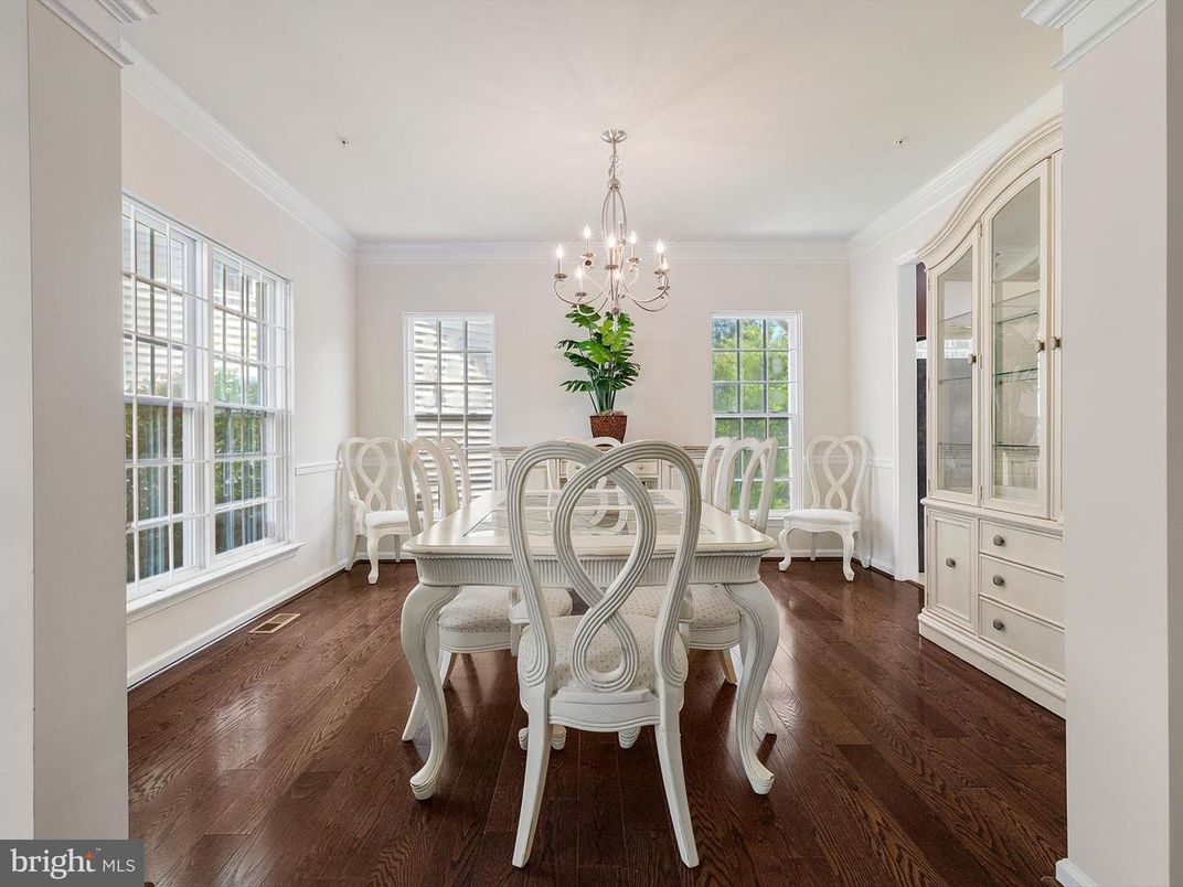 Chandelier, Dining room, Interior, Wood Texture Flooring