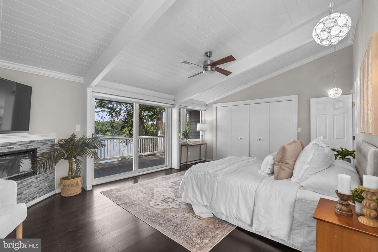 Bedroom, Fireplace, Interior, Pendant Lights, Wood Texture Flooring