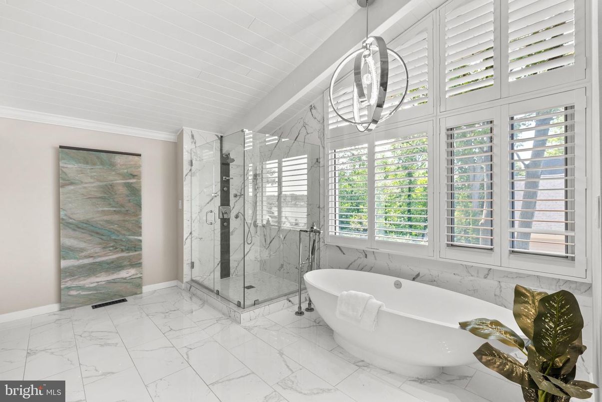 Bathroom, Free Standing Baths, Glass Shower, Interior, Marble, Marble Walls, Pendant Lights