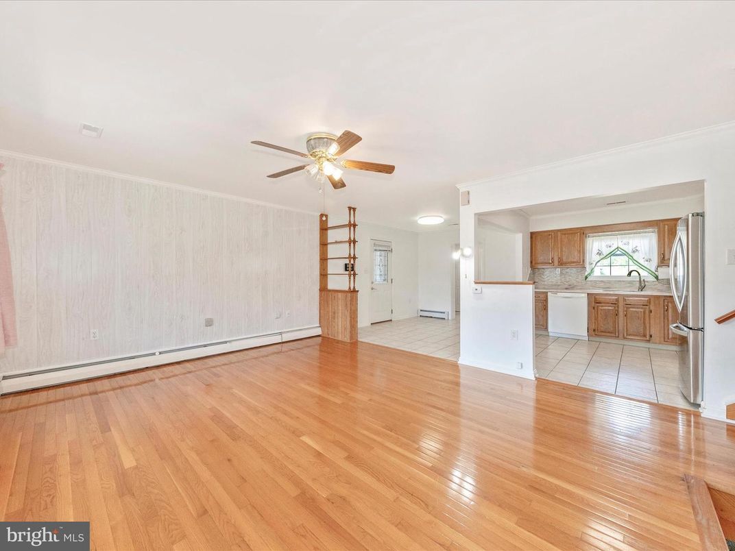 Empty room, Interior, Kitchen, Wood Texture Flooring