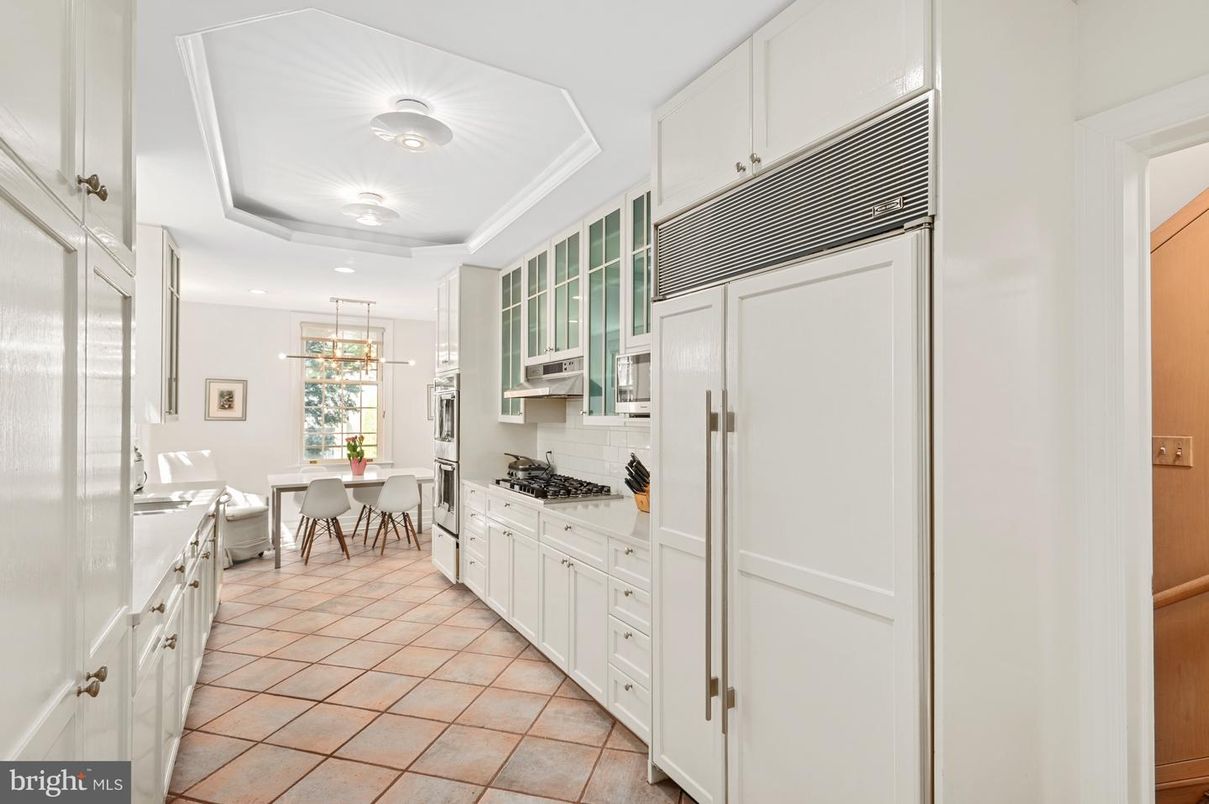 Dining room, Interior, Kitchen, Pendant Lights, Recessed Lighting
